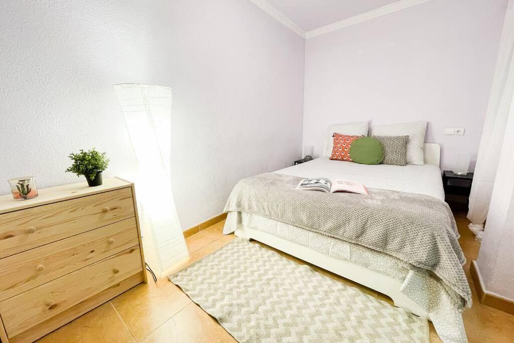 Coqueto Y Amplio Apartamento A 15 Min De La Playa 阿利坎特 外观 照片