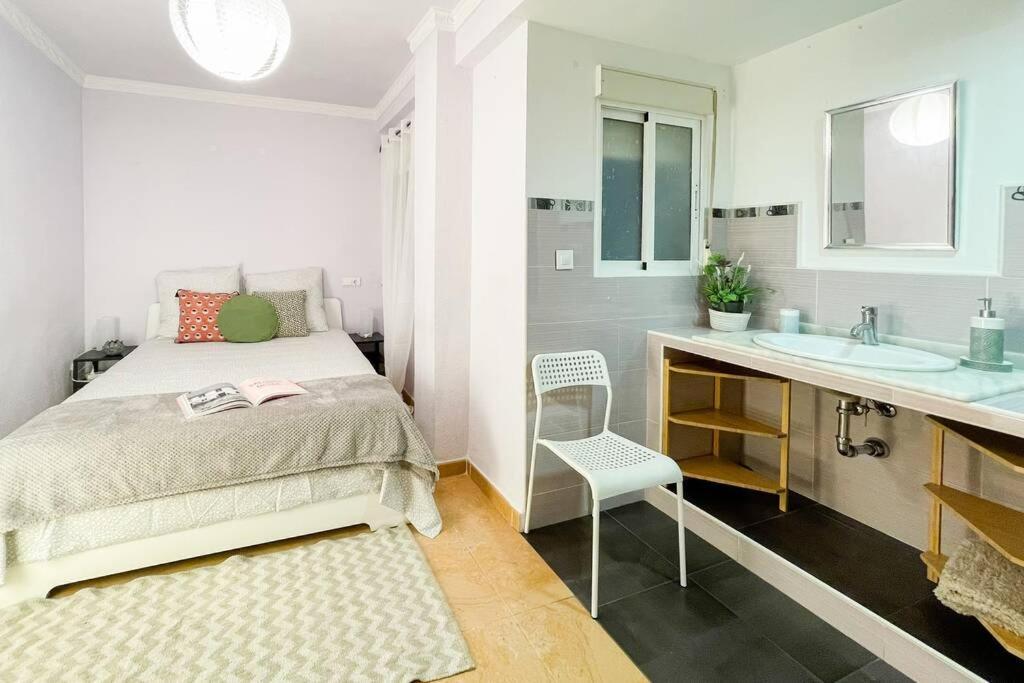 Coqueto Y Amplio Apartamento A 15 Min De La Playa 阿利坎特 外观 照片