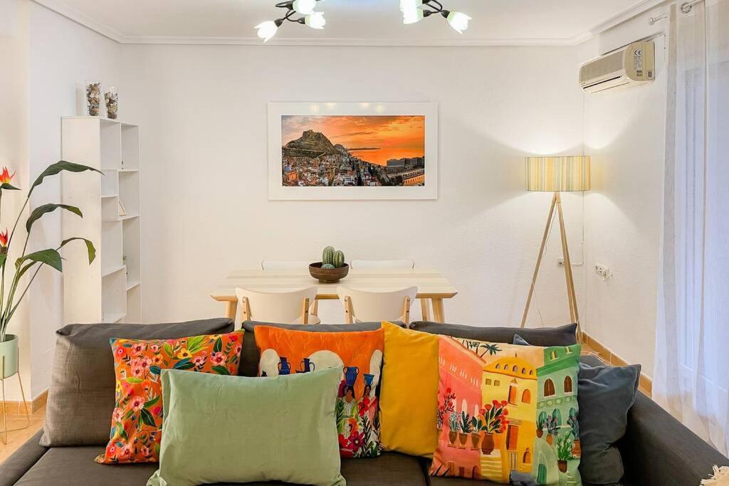 Coqueto Y Amplio Apartamento A 15 Min De La Playa 阿利坎特 外观 照片